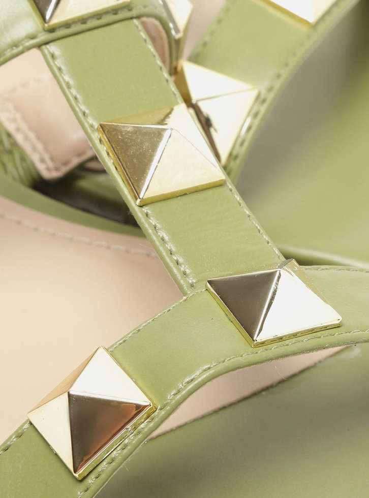 Sandália Rasteira Verde Studs