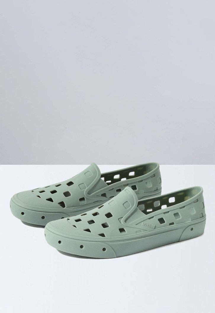 Tênis Vans Slip On Trek Green Milieu