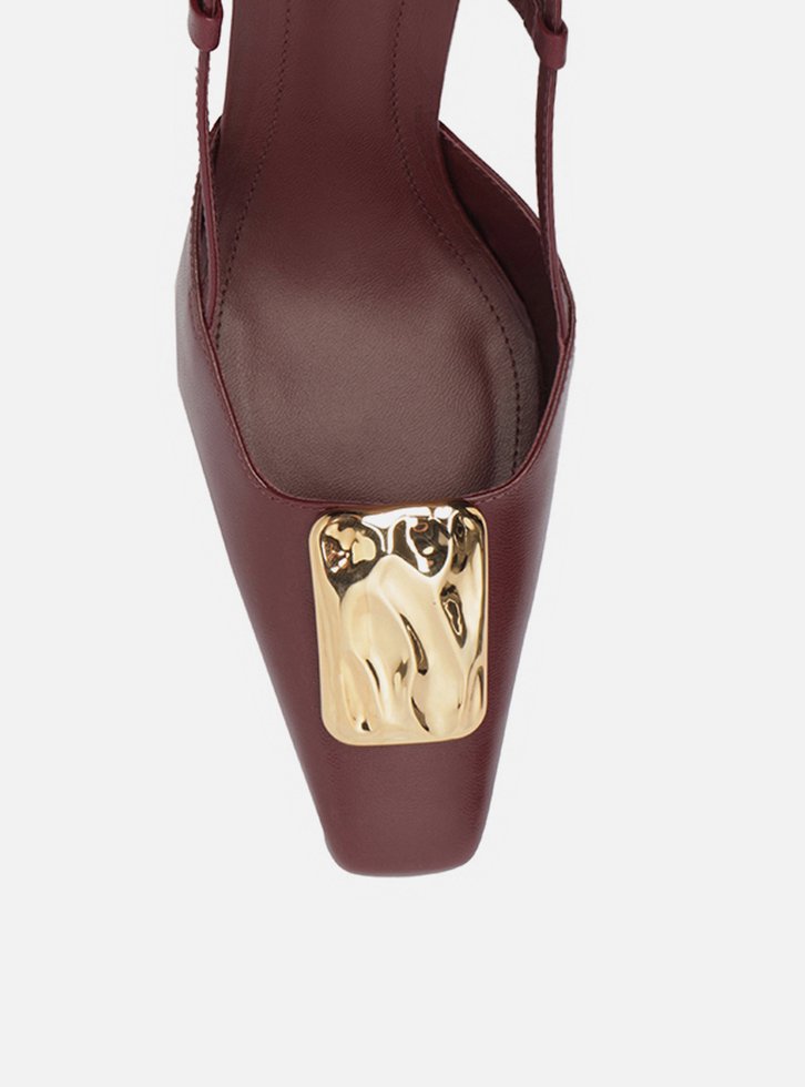 Scarpin Vinho Couro Salto Alto Slingback Metal