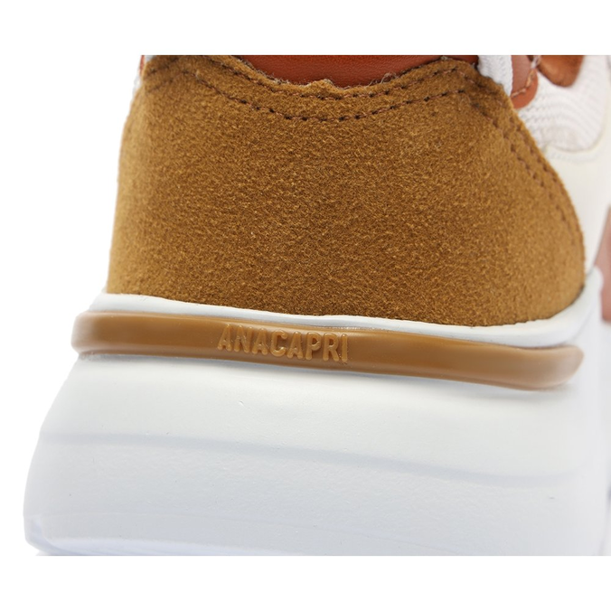 Tênis Chunky Branco Detalhes Assimétricos Marrom