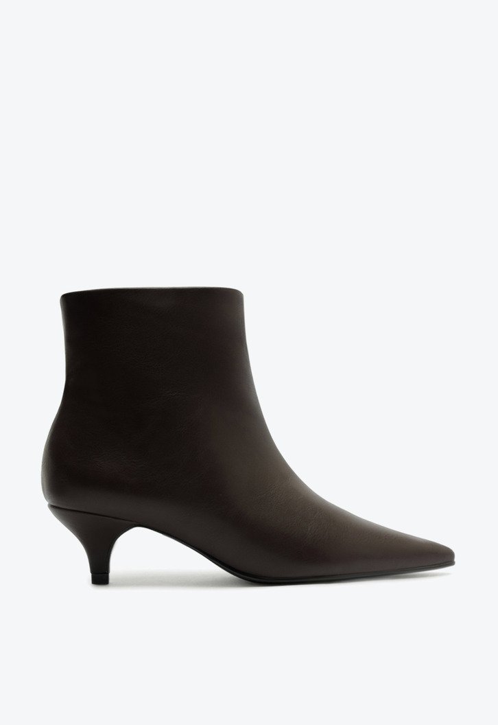 Bota Salto Fino Marrom