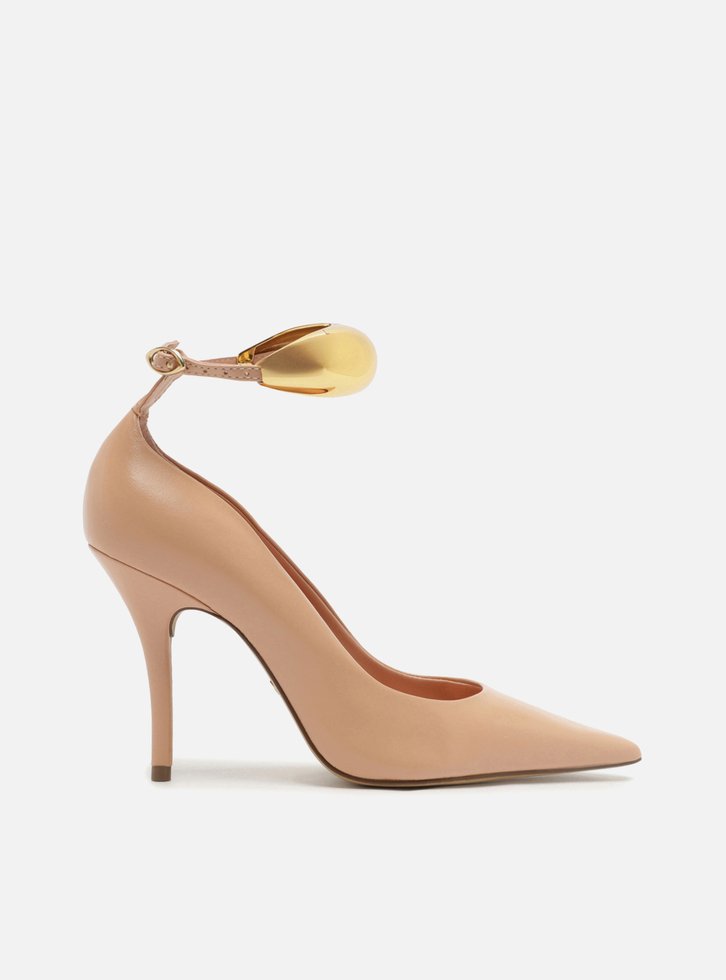 Scarpin Nude Couro Salto Fino Tira Silvia Braz