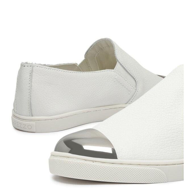 TÊNIS BRANCO AREZZO SLIP ON COURO ZZ MOV | ZZ MALL
