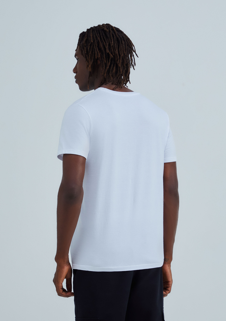 Camiseta Branca Hering Básica Manga Curta Regular World