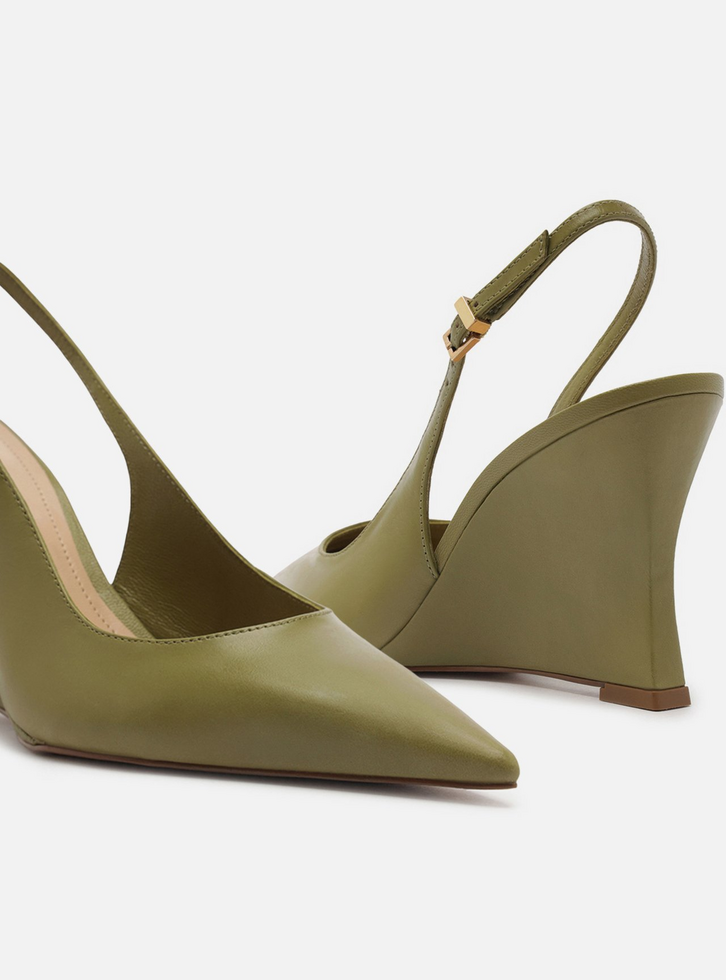 Scarpin Verde Couro Salto Alto Anabela Slingback