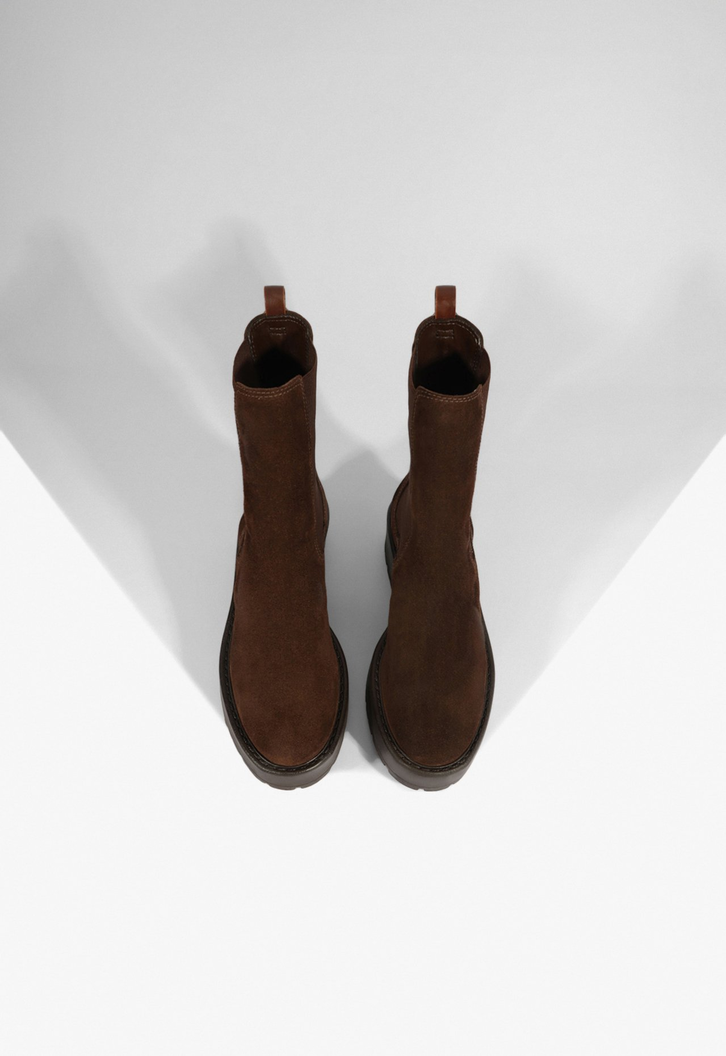 Bota Chelsea Camurça Marrom