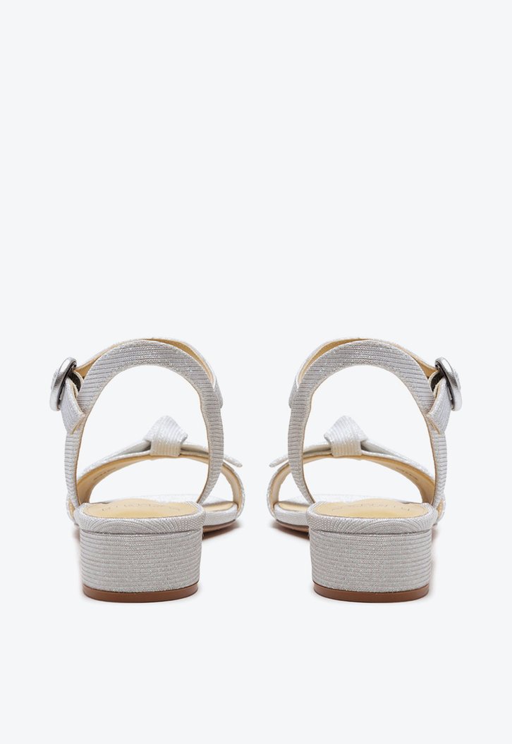 Clarita 30 Fabric Fantasy