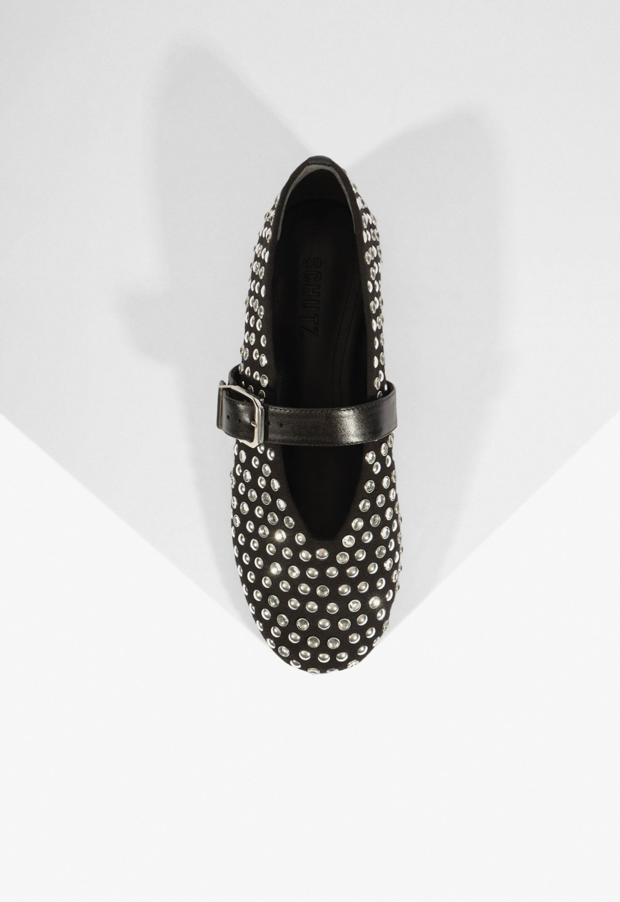 【良品】 SABRINA  146 FLUX DS3O S Sapatilha Sabrina Studs Preta | ZZ MALL