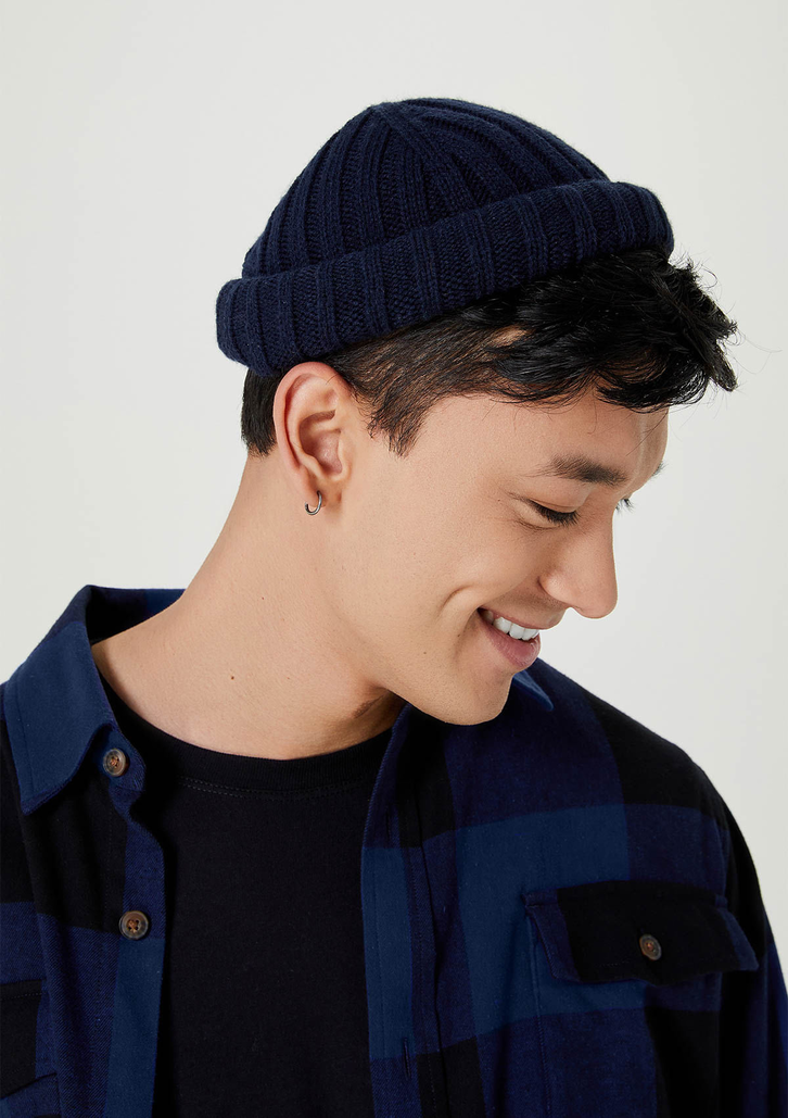 Gorro Azul Escuro Hering em Tricô