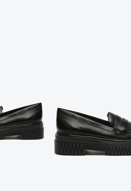 Sapato Mocassim Tratorado Viola Couro Preto