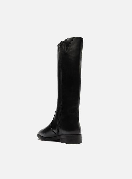 BOTA PRETA AREZZO COURO CANO LONGO ZÍPER MONTARIA
