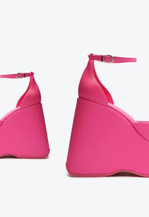 SAPATO SCARPIN ROSA SCHUTZ DUNNA PLATAFORMA MEIA PATA COURO