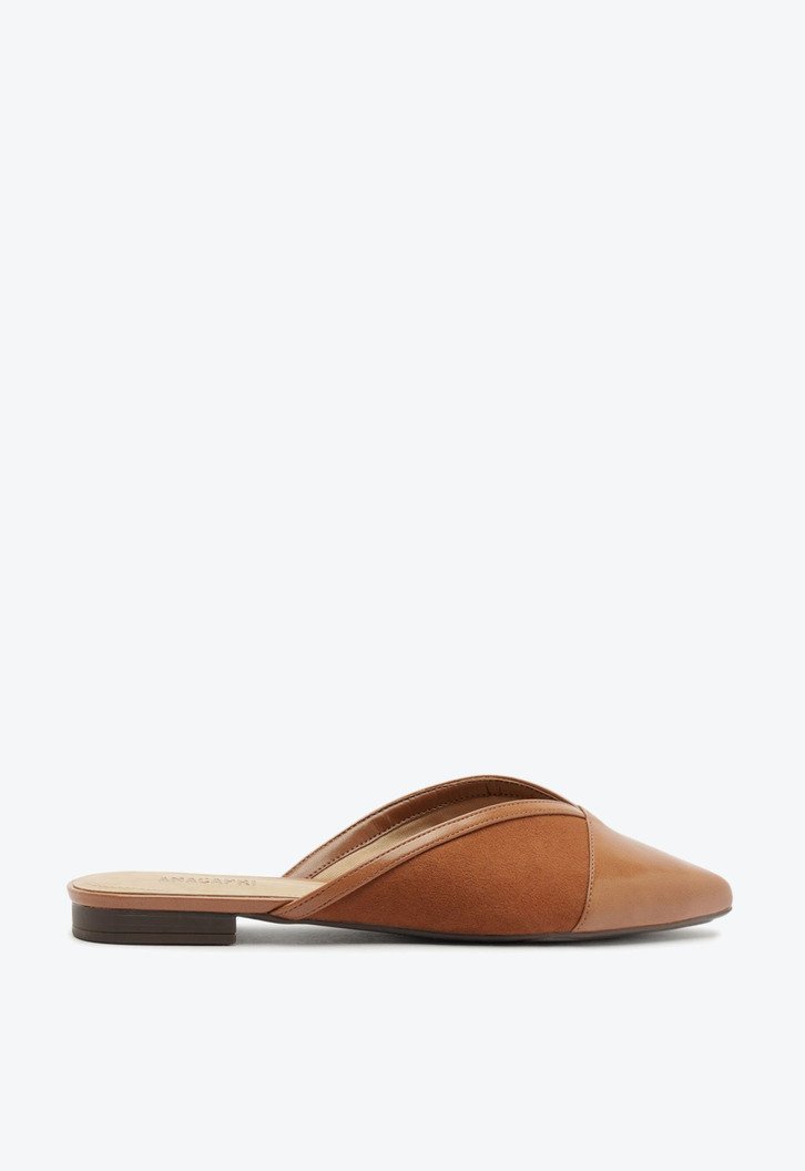 Mule Bico Fino Marrom