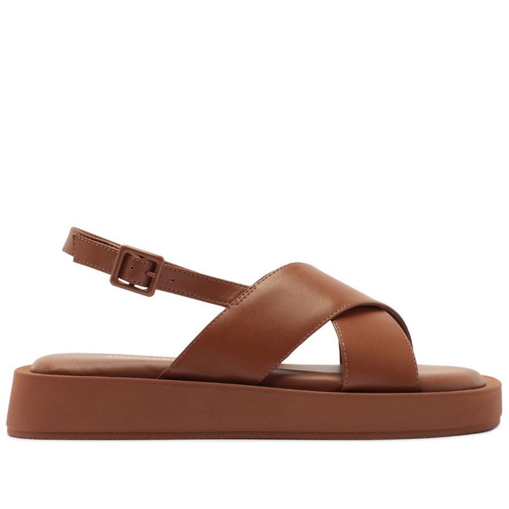 Sandália Plataforma Tiras Cruzadas Marrom