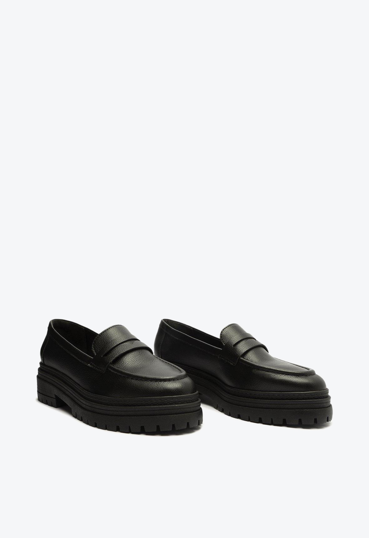 Mocassim Preto Anacapri Tratorado Kiara | ZZ MALL