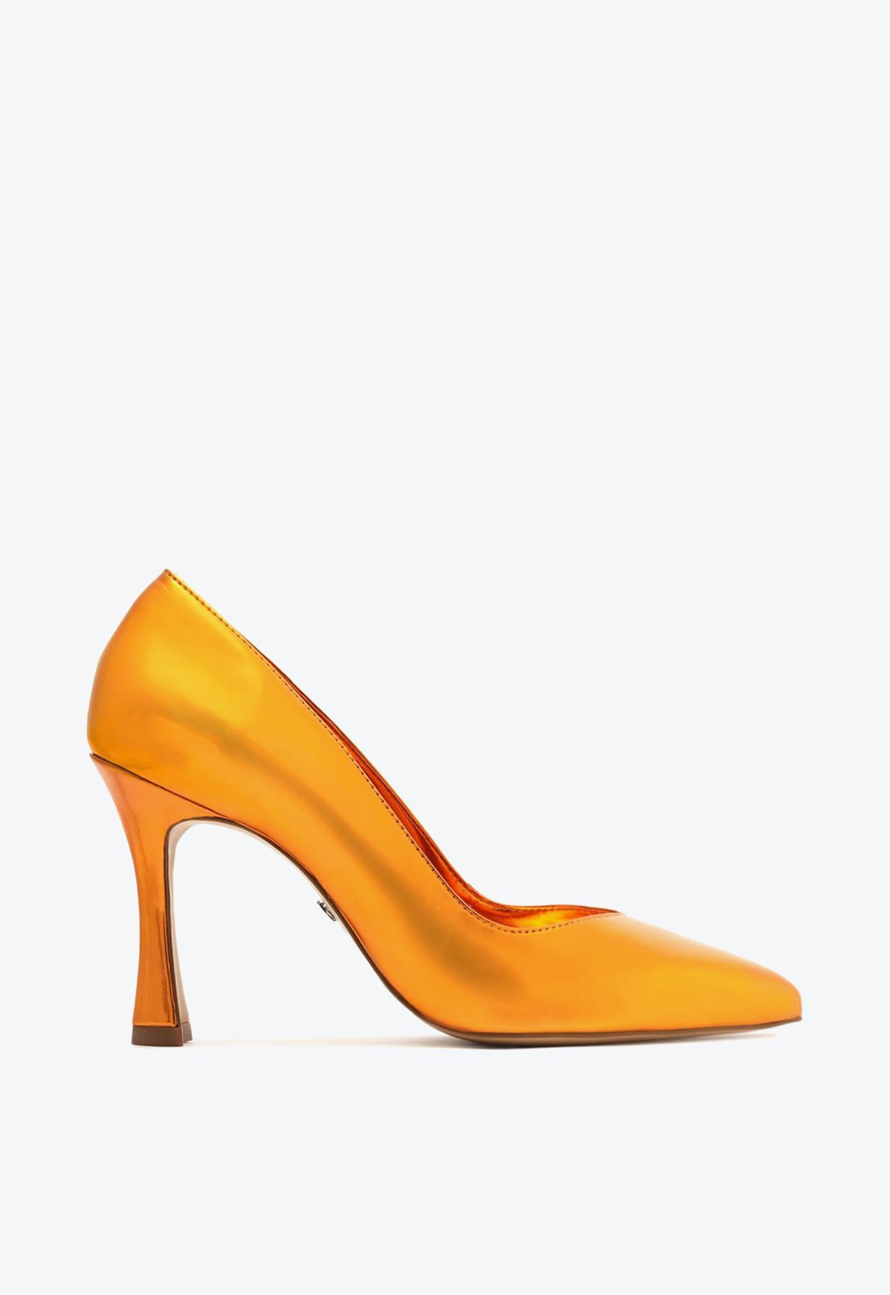 Scarpin Laranja Metalizado Arezzo Bico Fino Sia | ZZ MALL