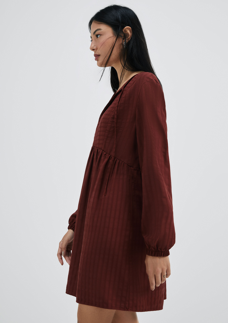 Vestido Vinho Hering Curto Evasê Manga Longa