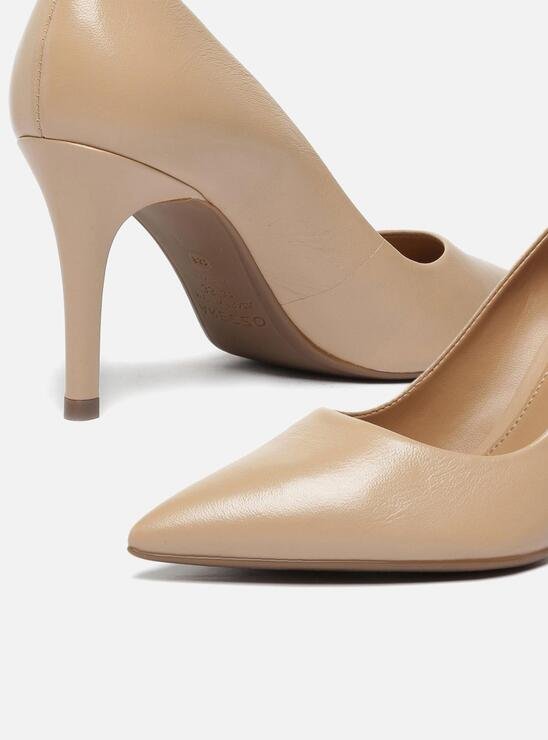 SCARPIN NUDE AREZZO COURO BICO FINO