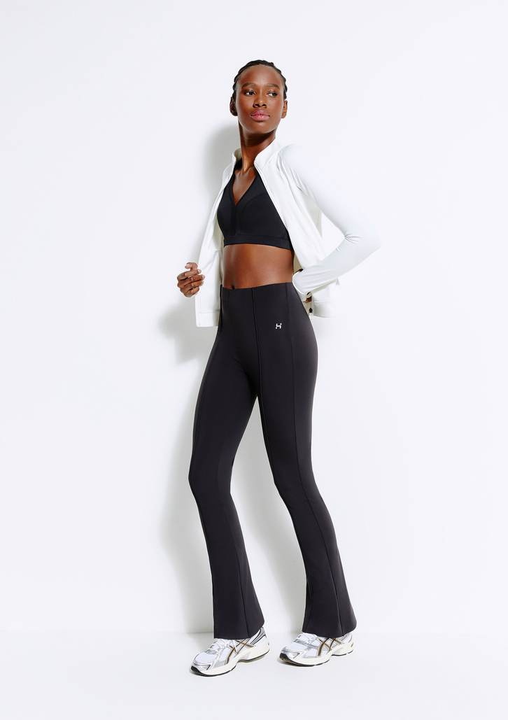 Calça Legging Preta Hering Esportiva Flare