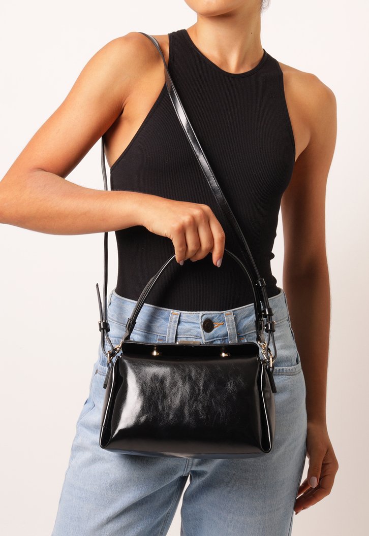Bolsa Tiracolo Média Moderna Preta