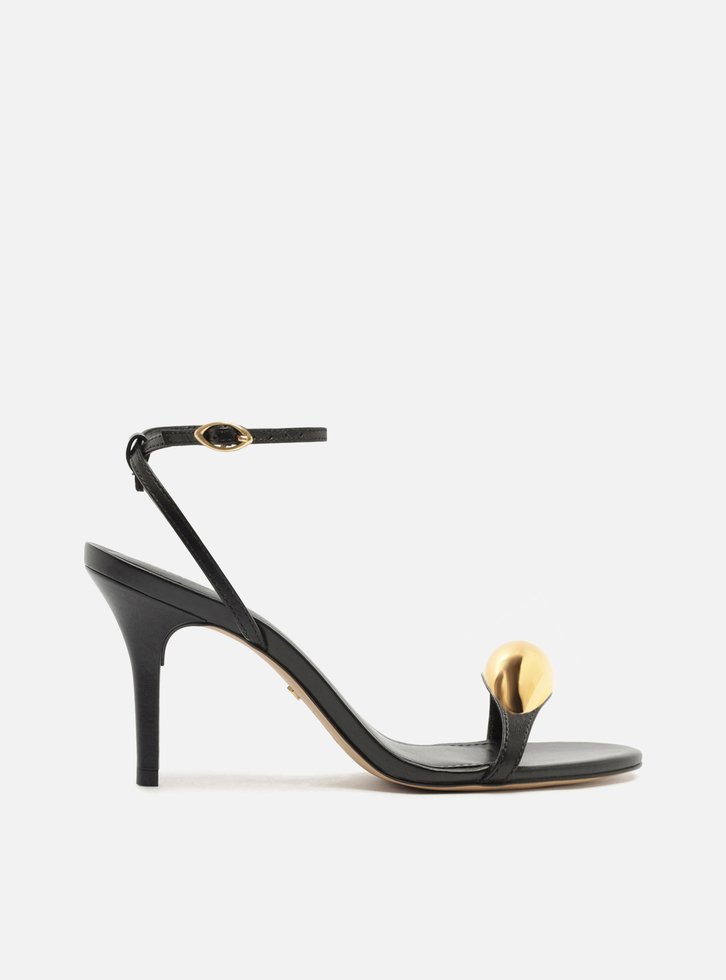 Sandália Preta Couro Salto Fino Metal Silvia Braz