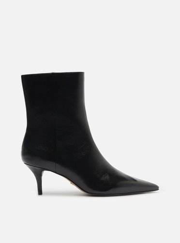 Bota Preta Couro Cano Curto Salto Baixo