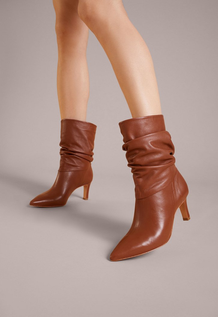 Bota Kampala Marrom