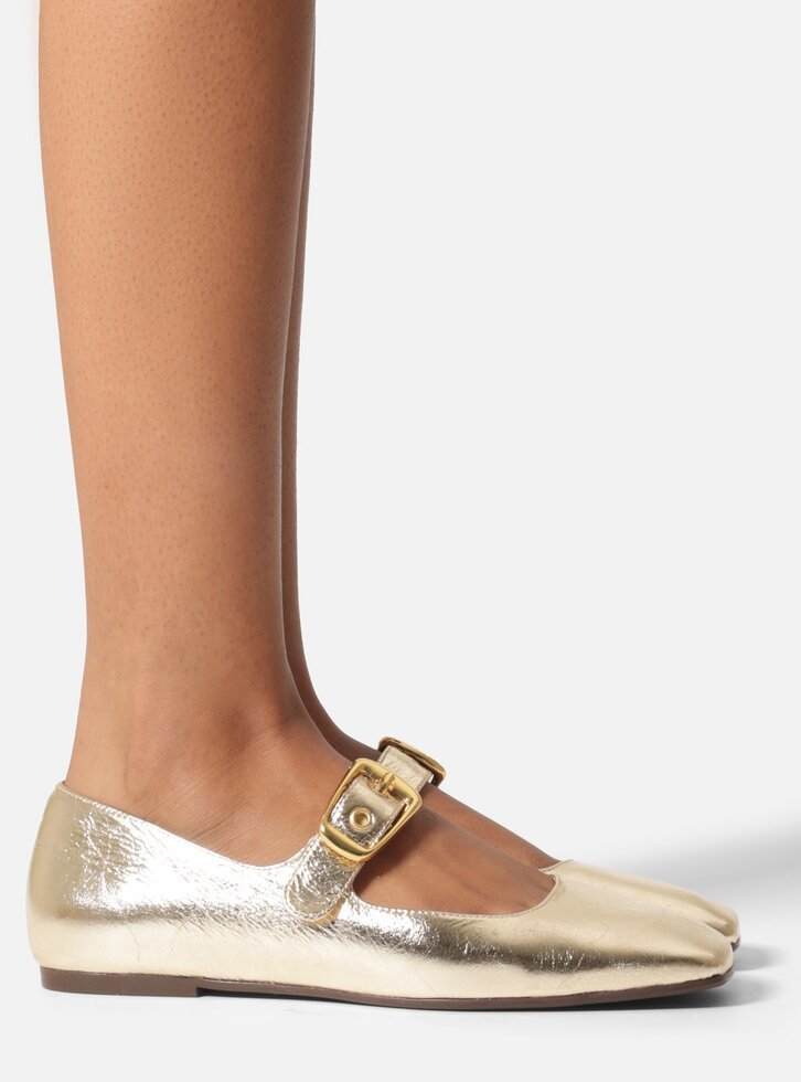 Sapatilha Dourada Couro Bico Quadrado Fivela | ZZ MALL