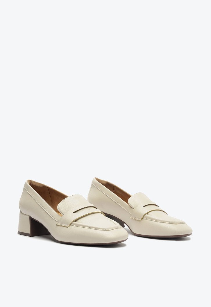 Mocassim Salto Bloco Loafer Branco