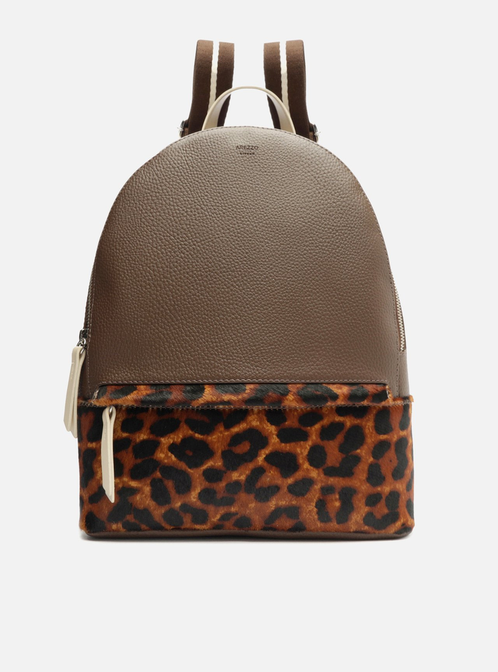 Mochila Animal Print Marrom Arezzo Prione Grande