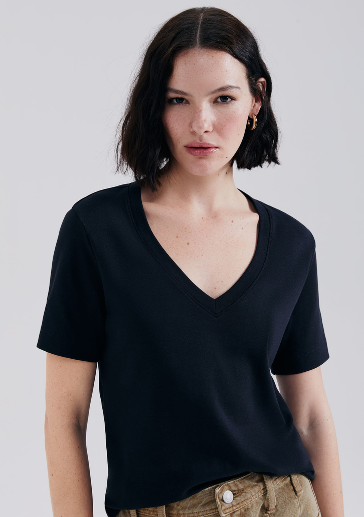 Blusa Preta Hering Decote V