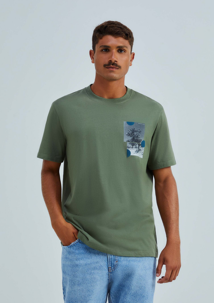 Camiseta Masculina Verde Hering Comfort Super Cotton Com Estampa