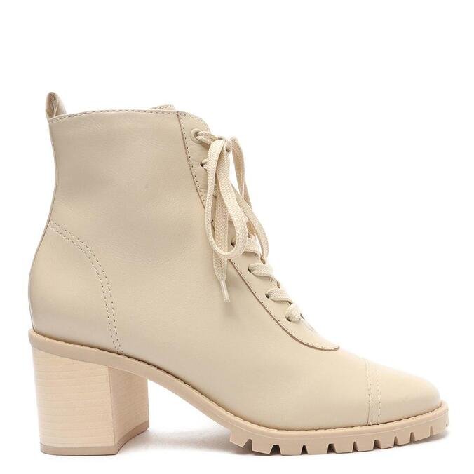 Coturno Arezzo Off-White Couro Cano Curto Tratorado | ZZ MALL