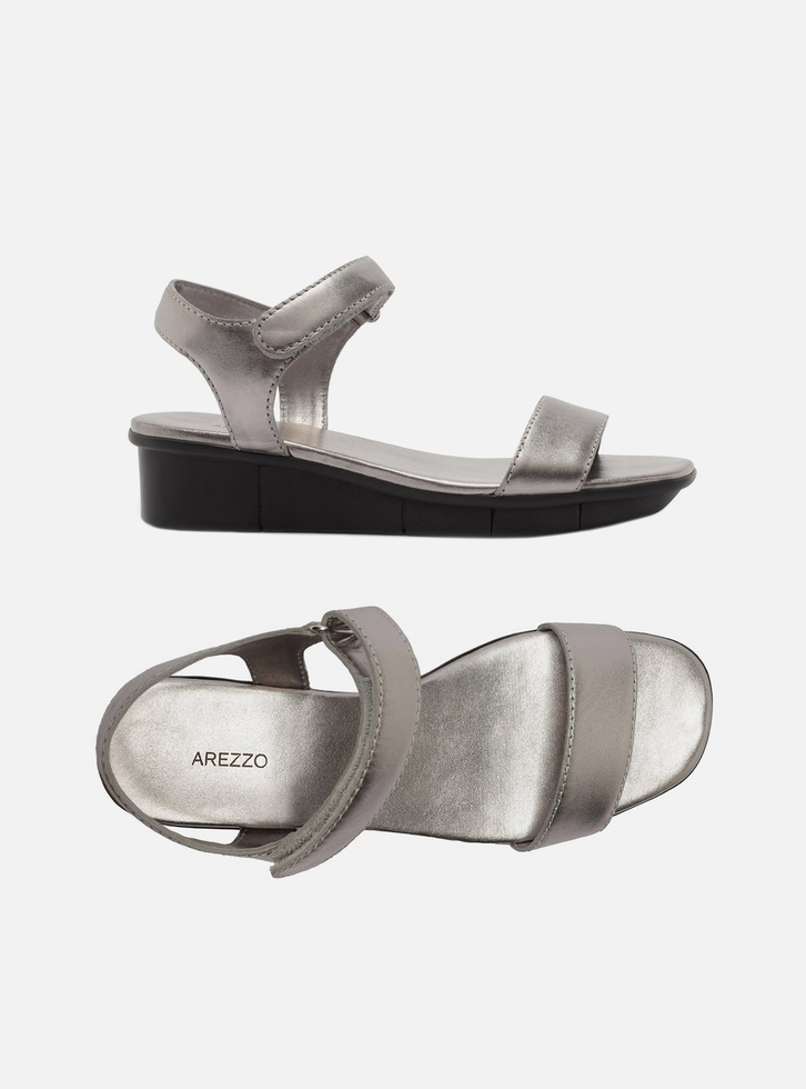 Sandália Flatform Prata Arezzo Couro Velcro Comfort