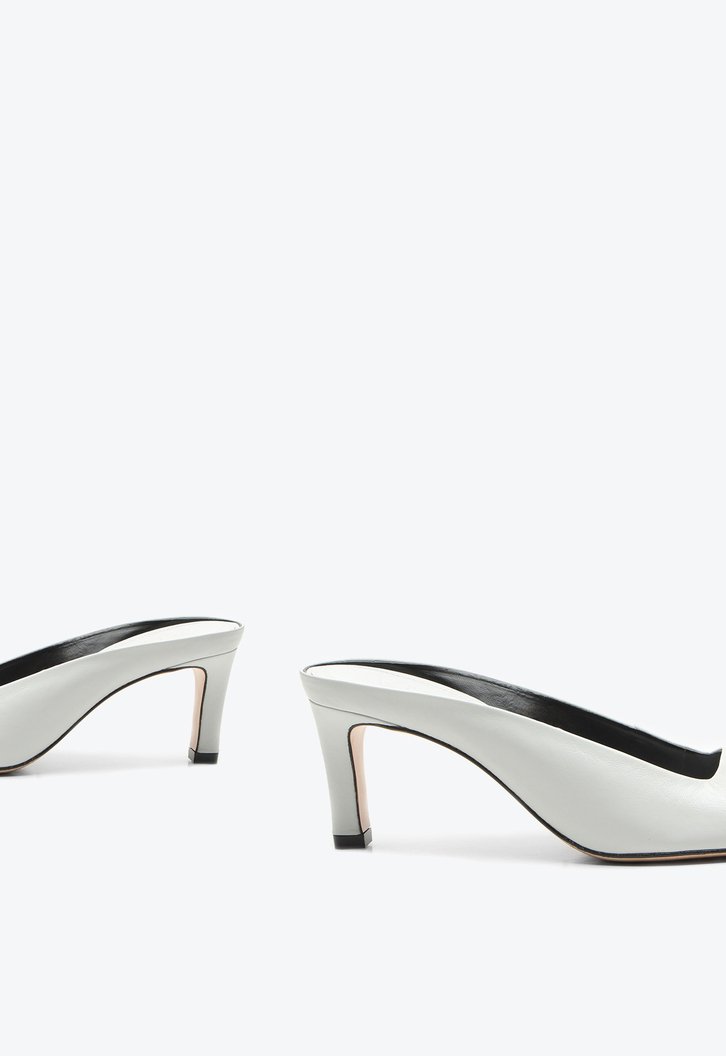 Mule Brittany Branco