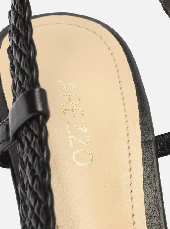 SCARPIN PRETO AREZZO COURO SALTO MÉDIO TIRA TRESSÊ