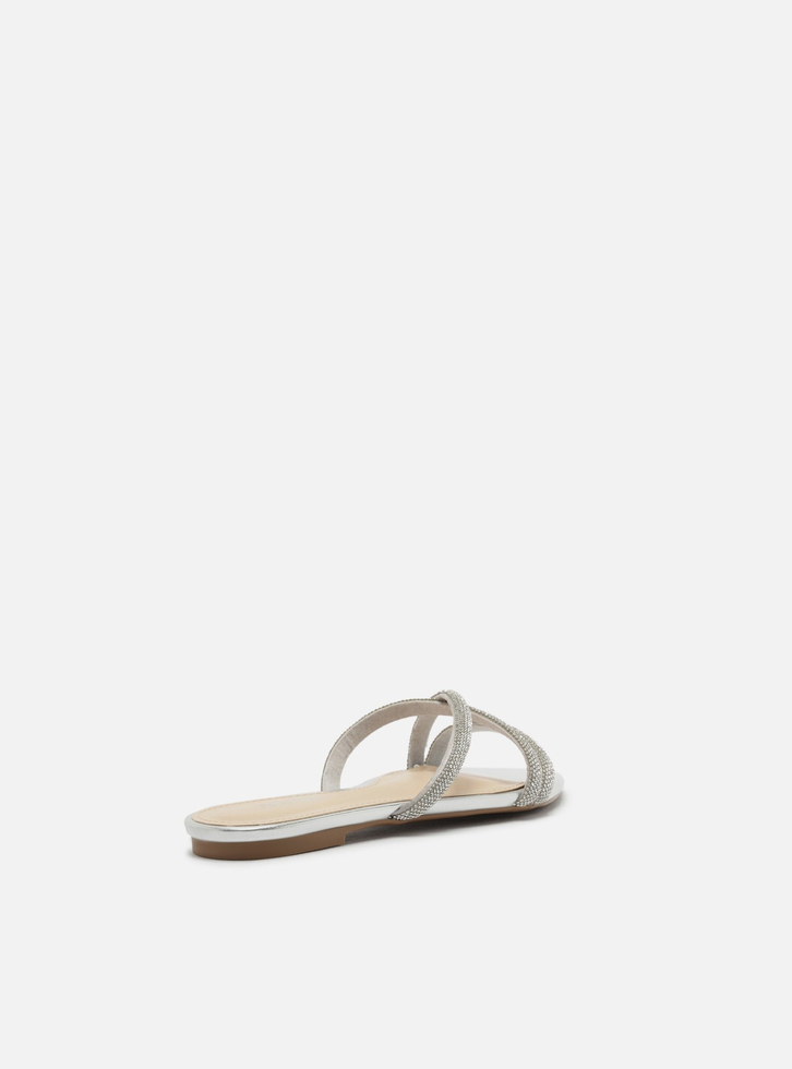 Rasteira Prata Flat Bico Folha Tiras Strass