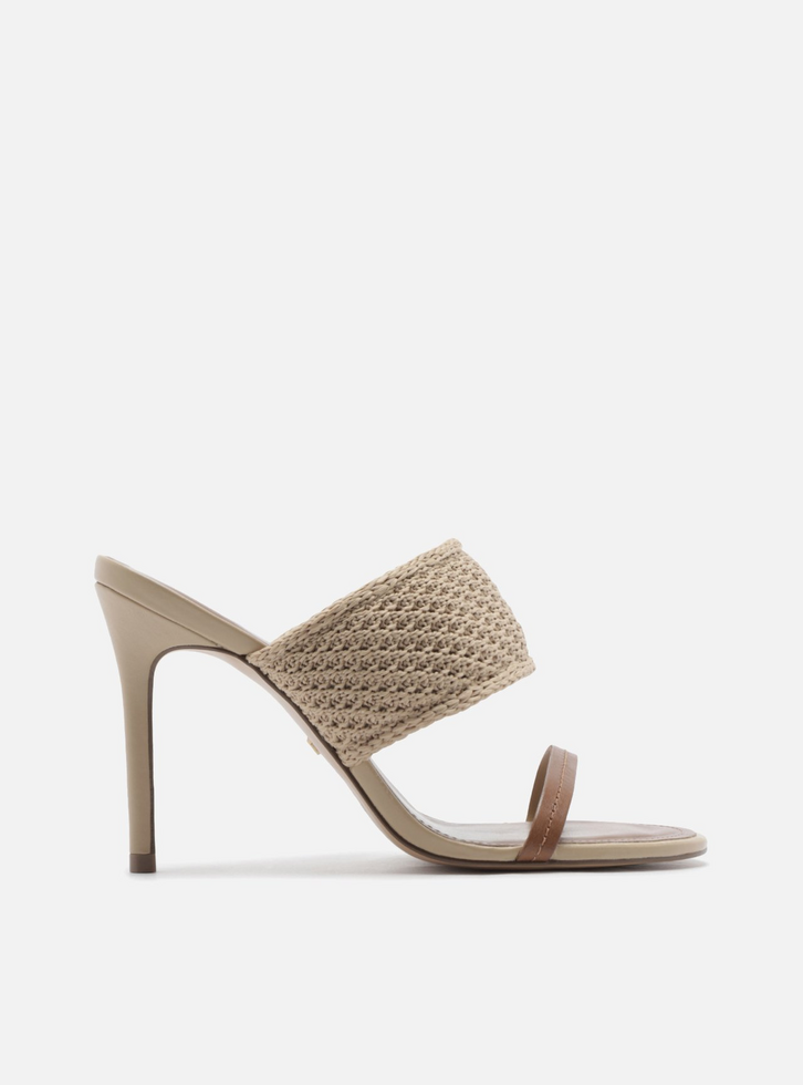 Sandália Bege Crochê Salto Alto Tira Couro