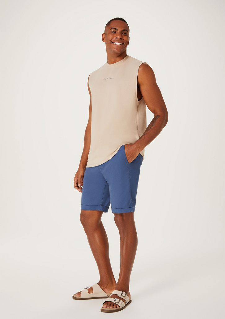 Bermuda Azul Royal Hering Básica Masculina Em Sarja Com Elastano
