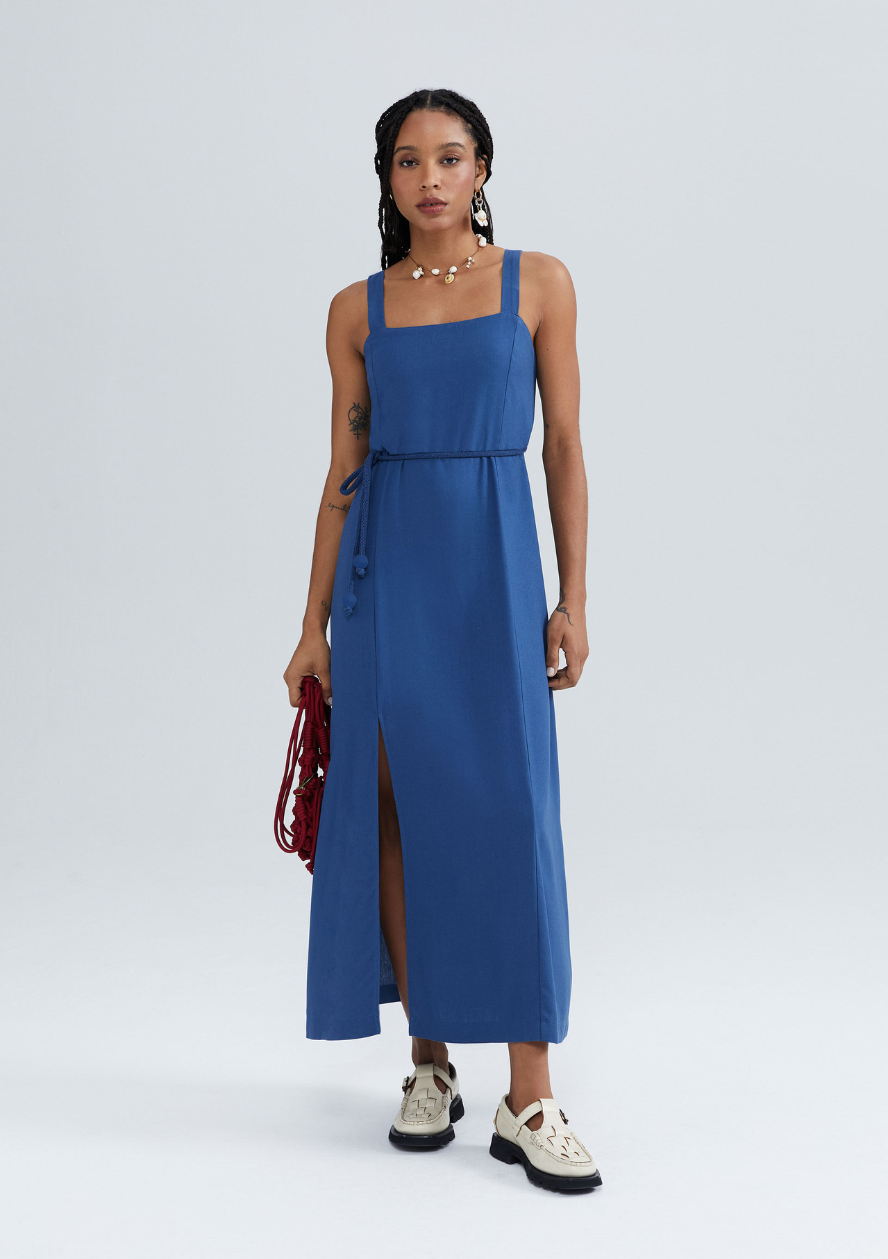 Vestido Azul Hering Midi Com Fenda Em Viscolinho | ZZ MALL