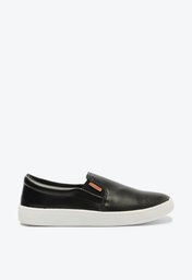 Tênis Slip On Preto Anacapri Liso Básico