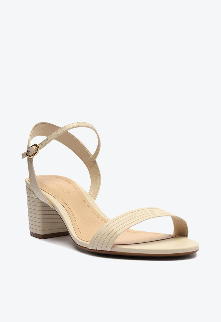 Sandália Off-White Arezzo Salto Bloco Bico Redondo