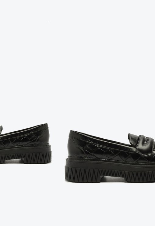 Sapato Mocassim Tratorado Viola Couro Croco Preto