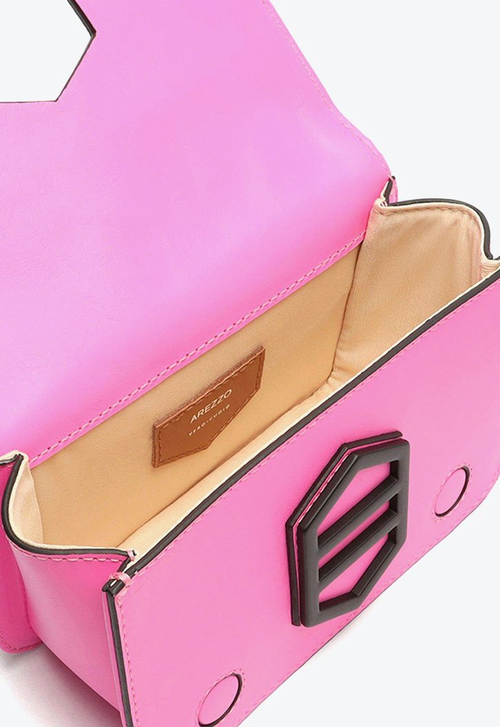 Bolsa Tiracolo Rosa Arezzo Couro Snake Karen Pequena