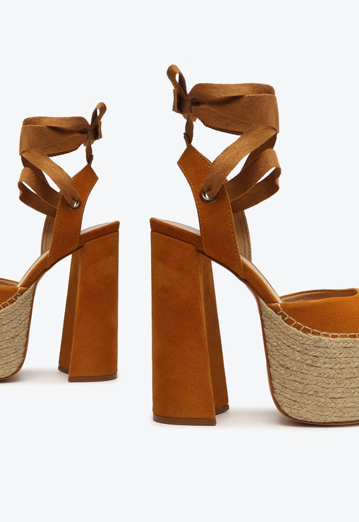 Sandália Nala Espadrille Corda Camurça Marrom