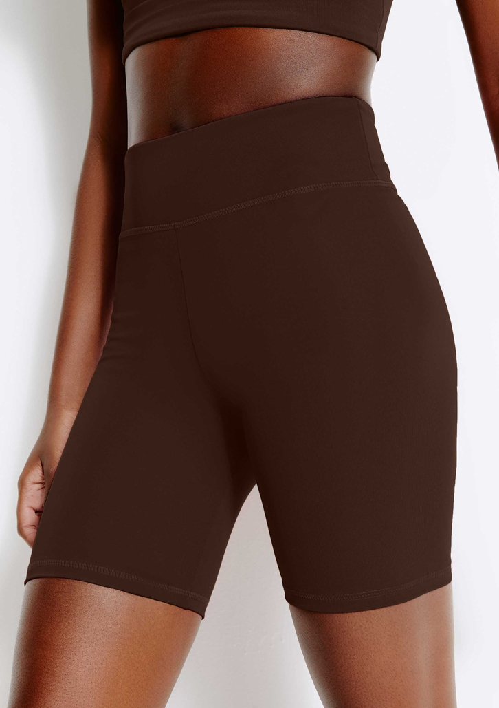 Bermuda Esportiva Marrom Escuro Hering Com Fio Lycra