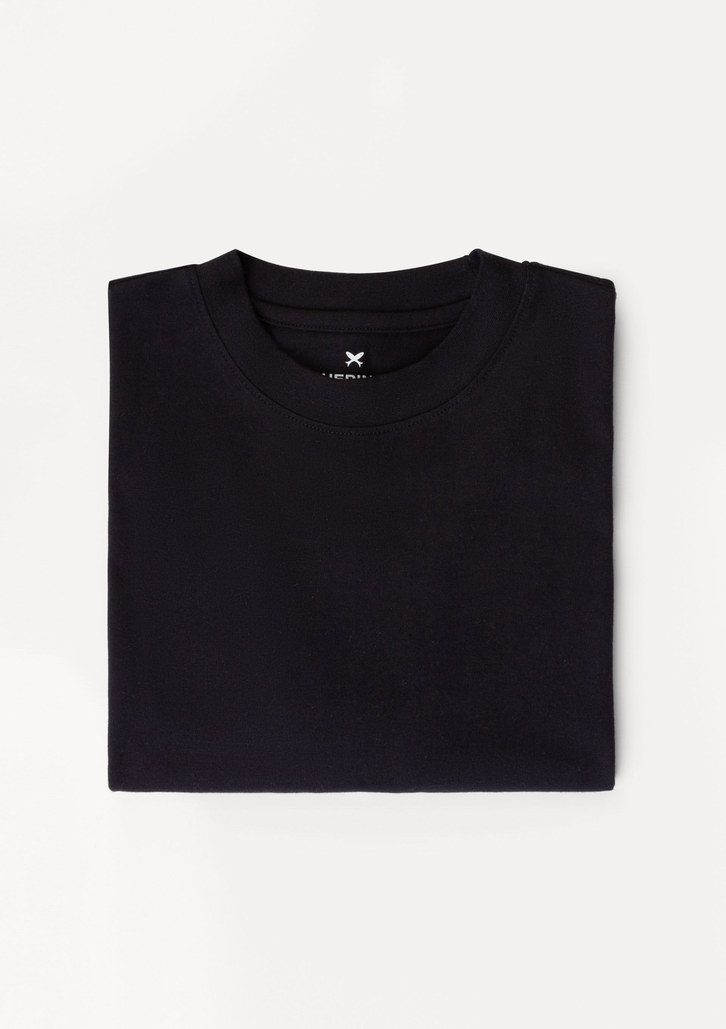 Kit Com 2 Camisetas Preta E Branca Hering Masculinas Básicas Relaxed
