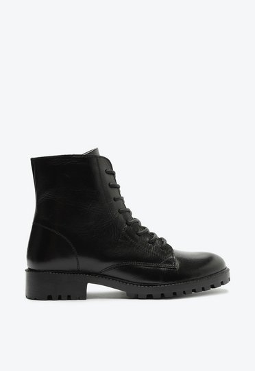 Bota Coturno Couro Preta