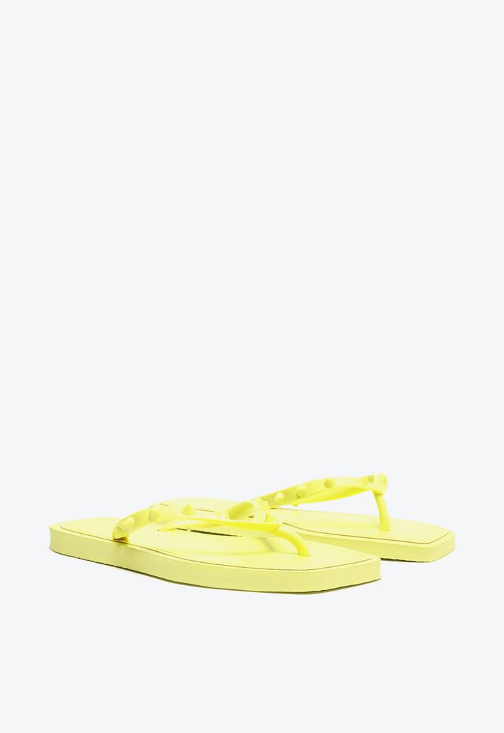Chinelo De Dedo Amarelo Brizza Bico Quadrado Rock