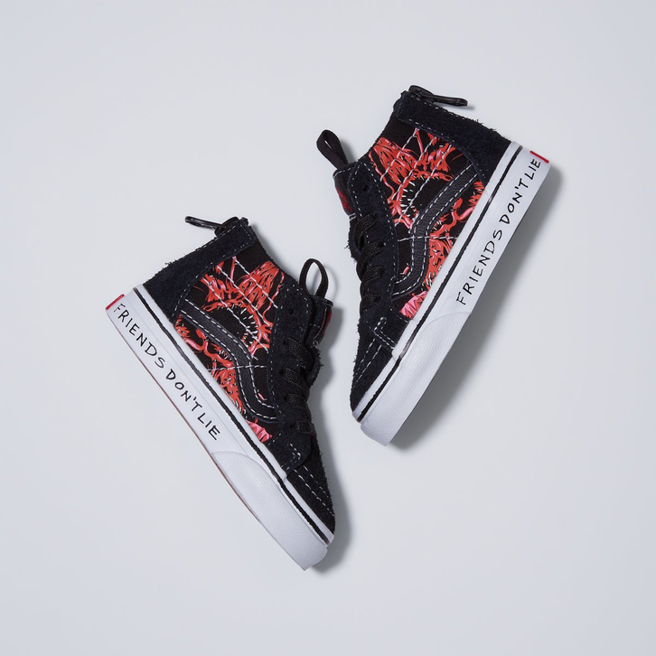 Tênis Vans Sk8-Hi Zip Infantil X Stranger Things
